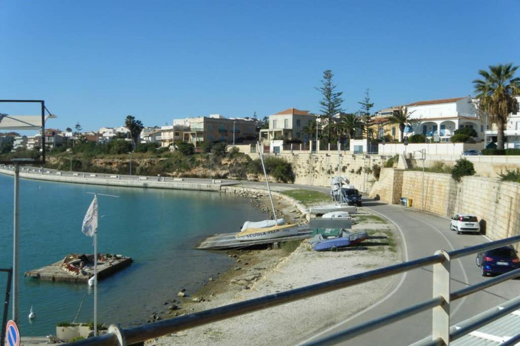 Casa La Rosa Tutto A Portata Di Mano Apartman Marina di Ragusa Kültér fotó