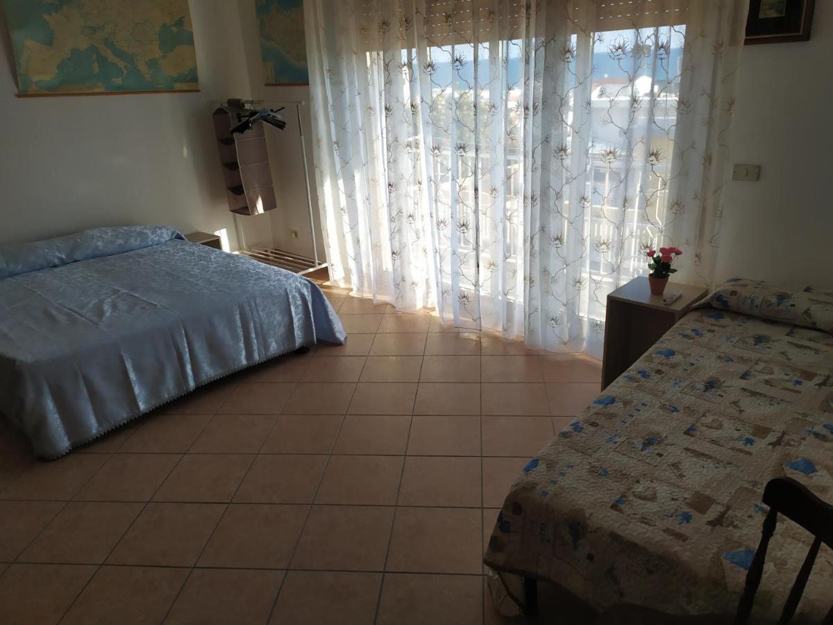 Casa La Rosa Tutto A Portata Di Mano Apartman Marina di Ragusa Kültér fotó